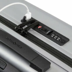 Samsonite Quadrix 4 Wheel Cabin Suitcase - 55cm -Zime Luggage Sales 138274 1776 QUADRIX SPINNER 5520 TECH CONNECTION 20140.1692269207