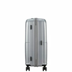 American Tourister Geopop 4 Wheel Medium Suitcase - 67cm 34 American Tourister Geopop 4 Wheel Medium Suitcase - 67cm -Zime Luggage Sales 147021 1546 GEOPOP SPINNER 6724 TSA SIDE 46839.1689321177