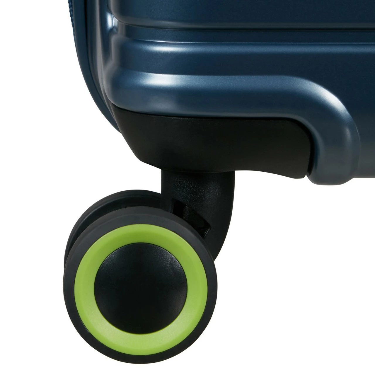 American Tourister Geopop 4 Wheel Medium Suitcase - 67cm 9 American Tourister Geopop 4 Wheel Medium Suitcase - 67cm - Image 9