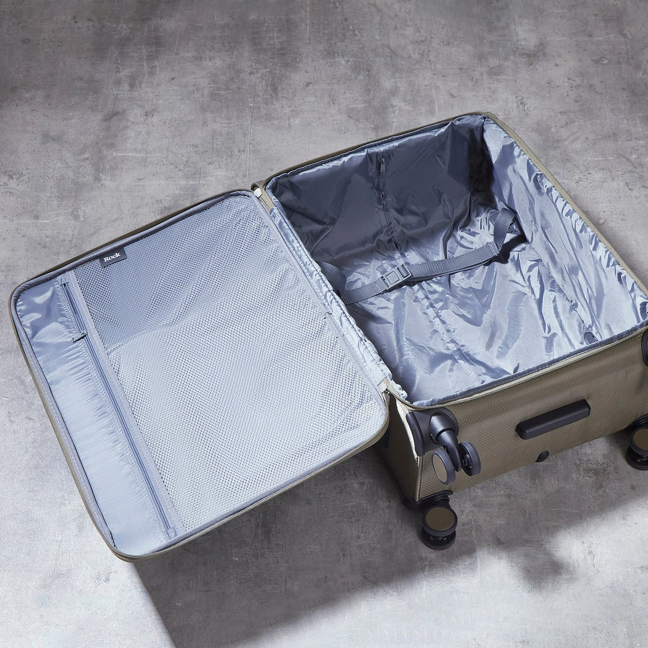 Rock Rocklite 4 Wheel Cabin Suitcase - 54cm 7 Rock Rocklite 4 Wheel Cabin Suitcase - 54cm - Image 7