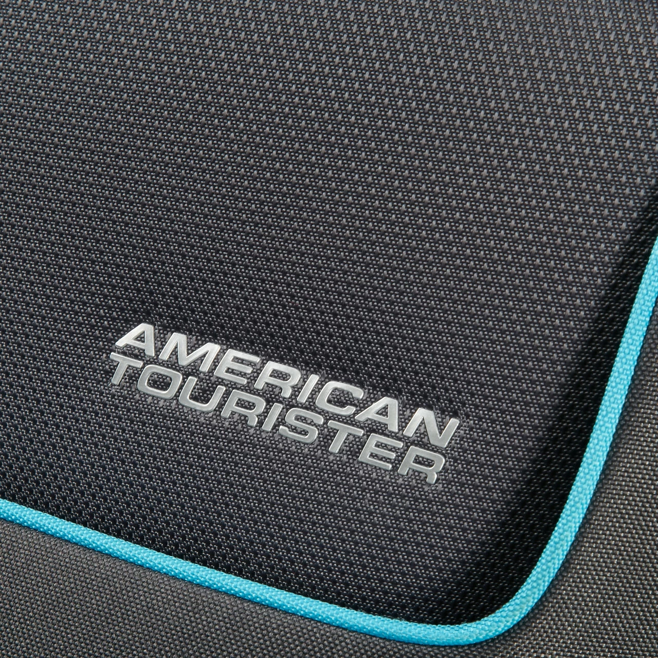 American Tourister Funshine 4 Wheel Medium Suitcase - 66cm 10 American Tourister Funshine 4 Wheel Medium Suitcase - 66cm - Image 10