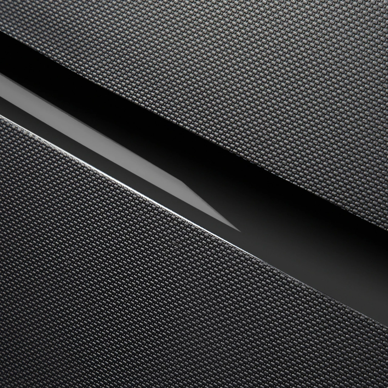 American Tourister Bon Air 4 Wheel Medium Suitcase - 66cm 9 American Tourister Bon Air 4 Wheel Medium Suitcase - 66cm - Image 9