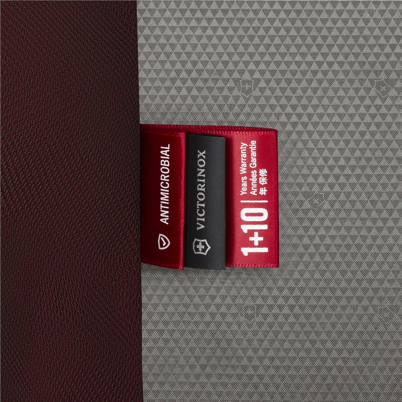 Victorinox Crosslight Expandable 15.6" Laptop Boarding Bag - 53cm 14 Victorinox Crosslight Expandable 15.6" Laptop Boarding Bag - 53cm - Image 14