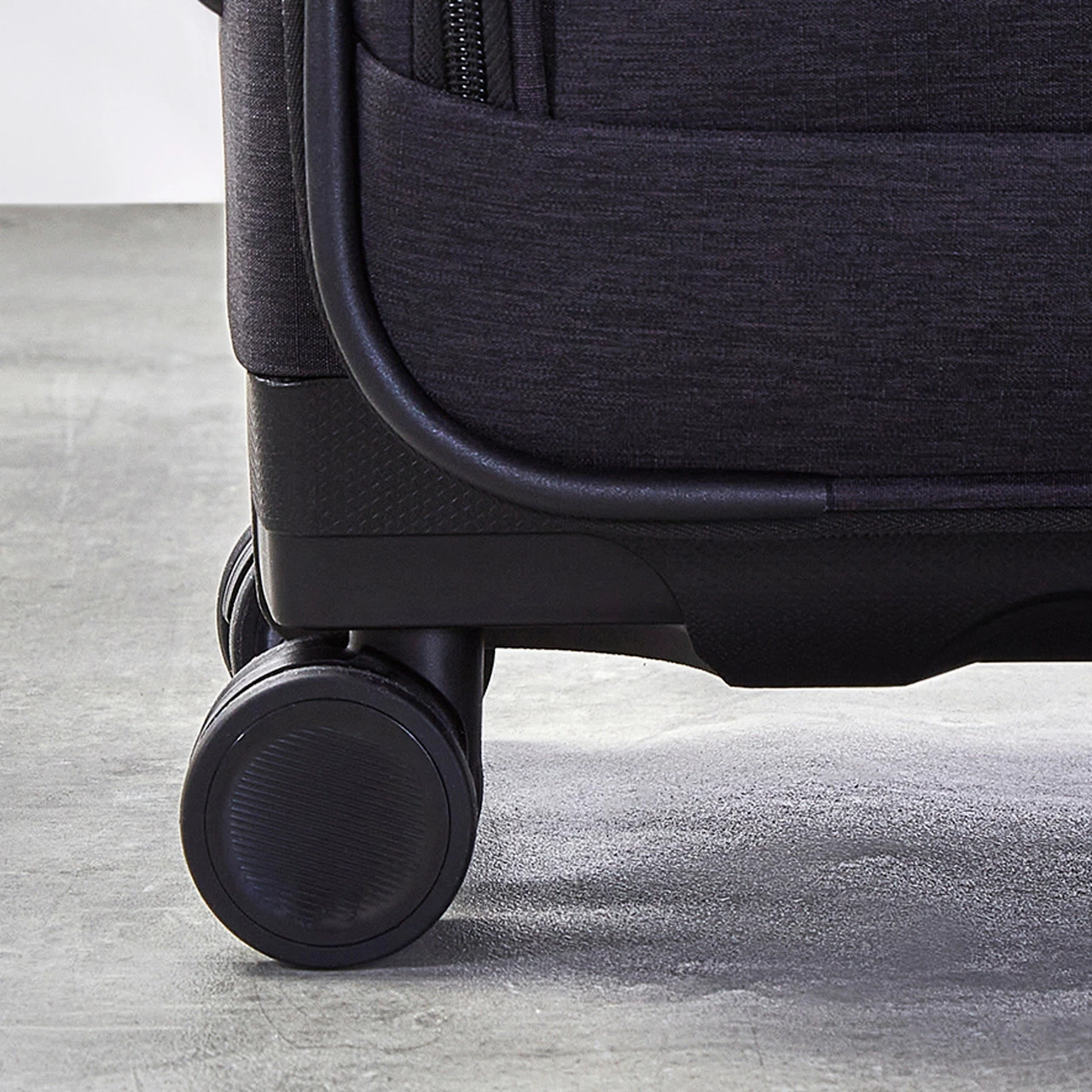 Rock Parker 4 Wheel Cabin Suitcase - 54cm 9 Rock Parker 4 Wheel Cabin Suitcase - 54cm - Image 9