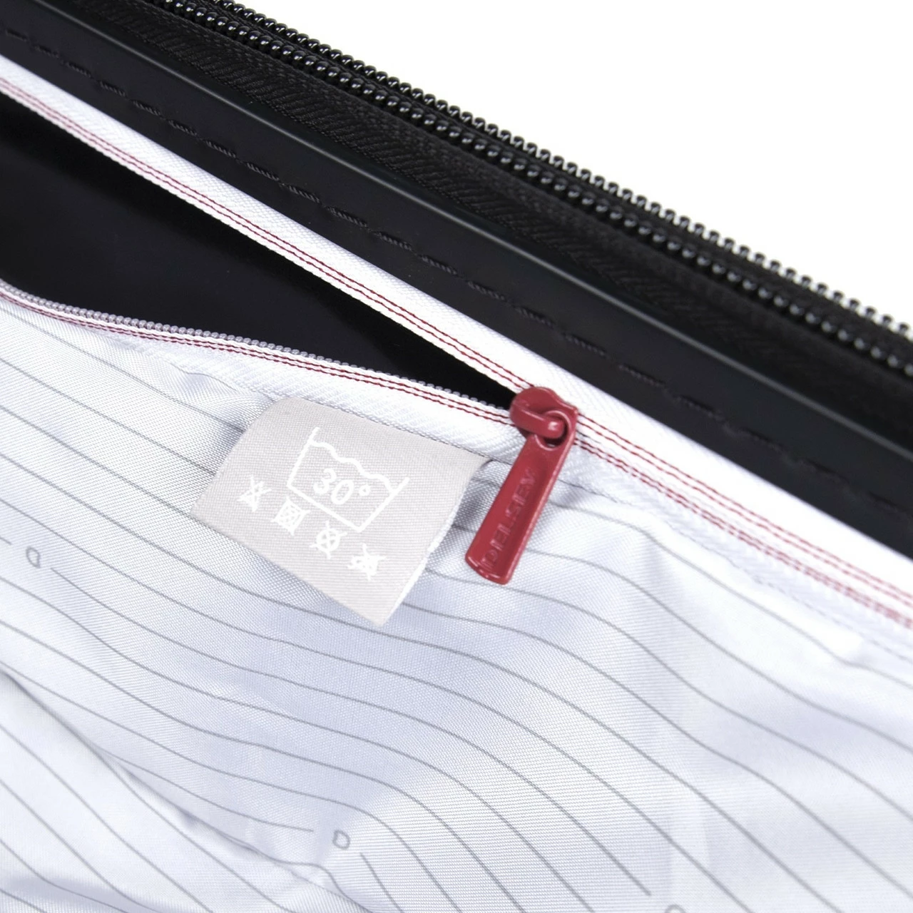 Delsey Segur 2.0 4 Wheel Suitcase - 81cm 10 Delsey Segur 2.0 4 Wheel Suitcase - 81cm - Image 10