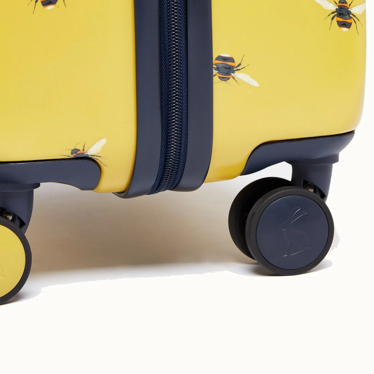 Joules Hard Side 4 Wheel Large Suitcase - 76cm 7 Joules Hard Side 4 Wheel Large Suitcase - 76cm - Image 7