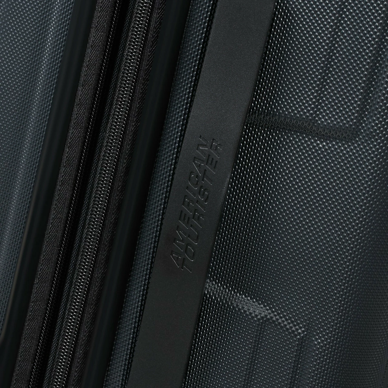 American Tourister Tracklite 4 Wheel Expandable Suitcase - 67cm 15 American Tourister Tracklite 4 Wheel Expandable Suitcase - 67cm - Image 15